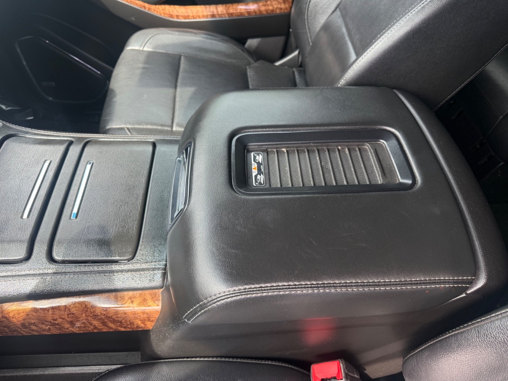 2017 Chevrolet Tahoe Premier - Photo 12