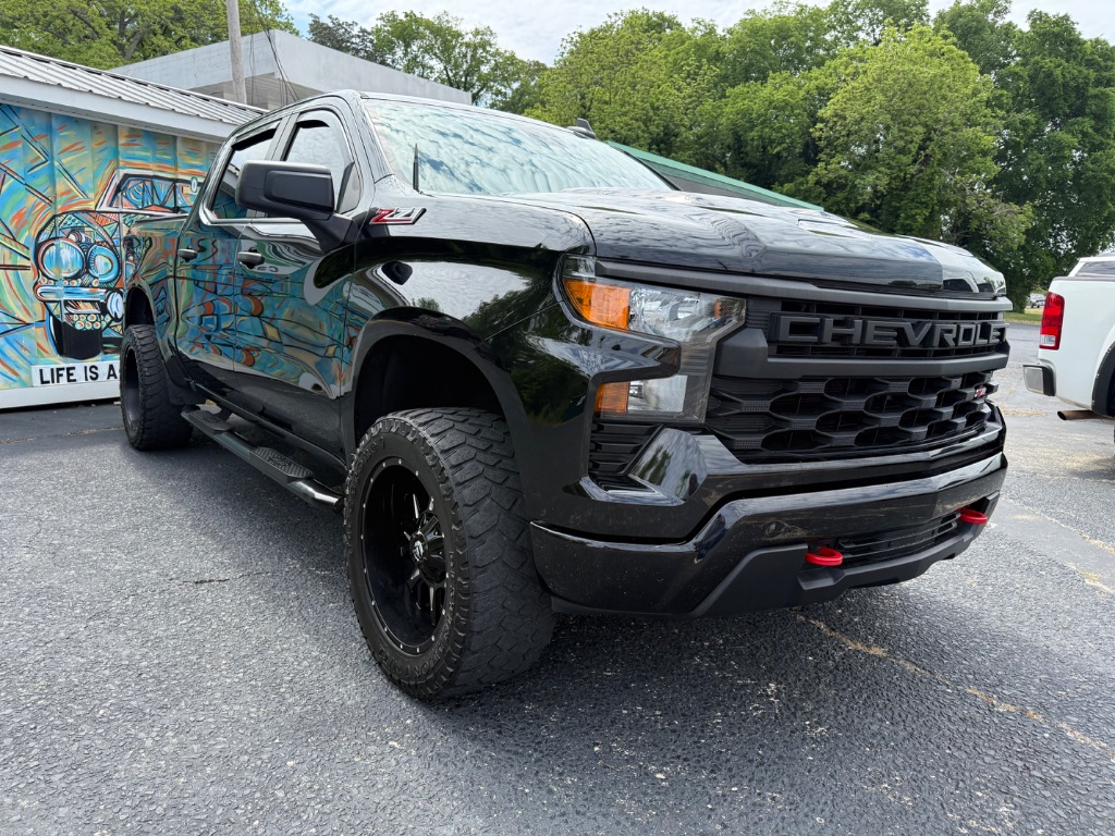 2022 Chevrolet Silverado 1500 Custom Trail Boss 4WD Crew Standard Box's photo
