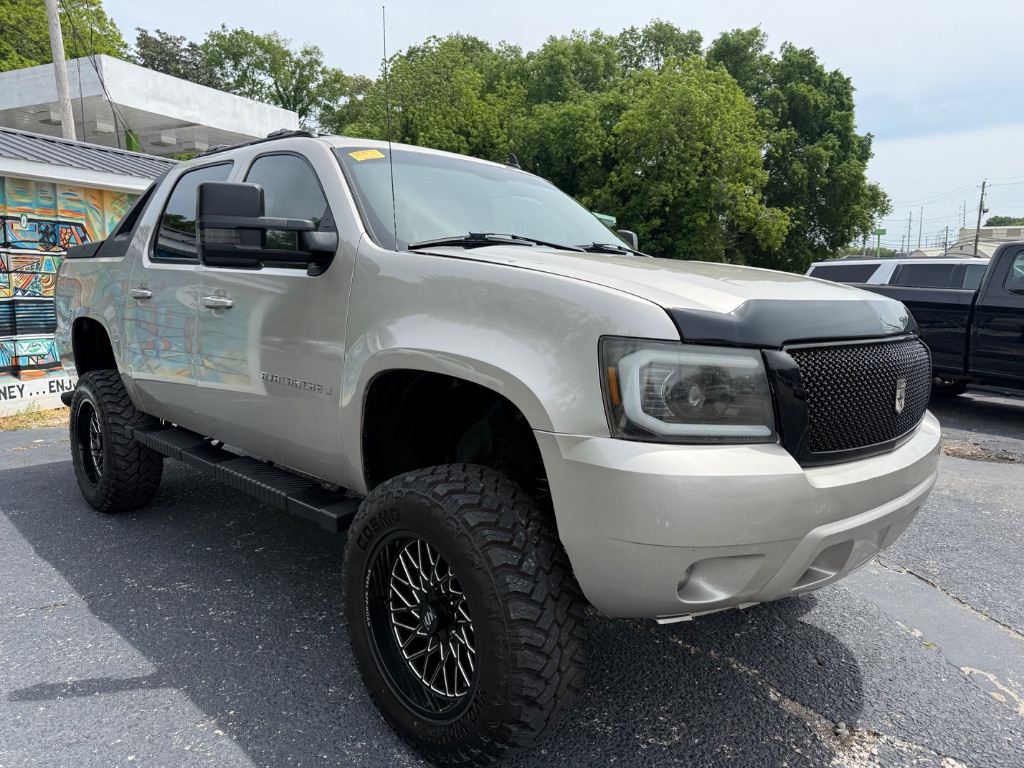 2007 Chevrolet Avalanche 2WD Avalanche w/1LT's photo