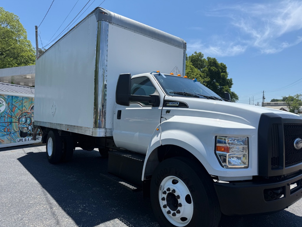 2019 Ford F-650's photo