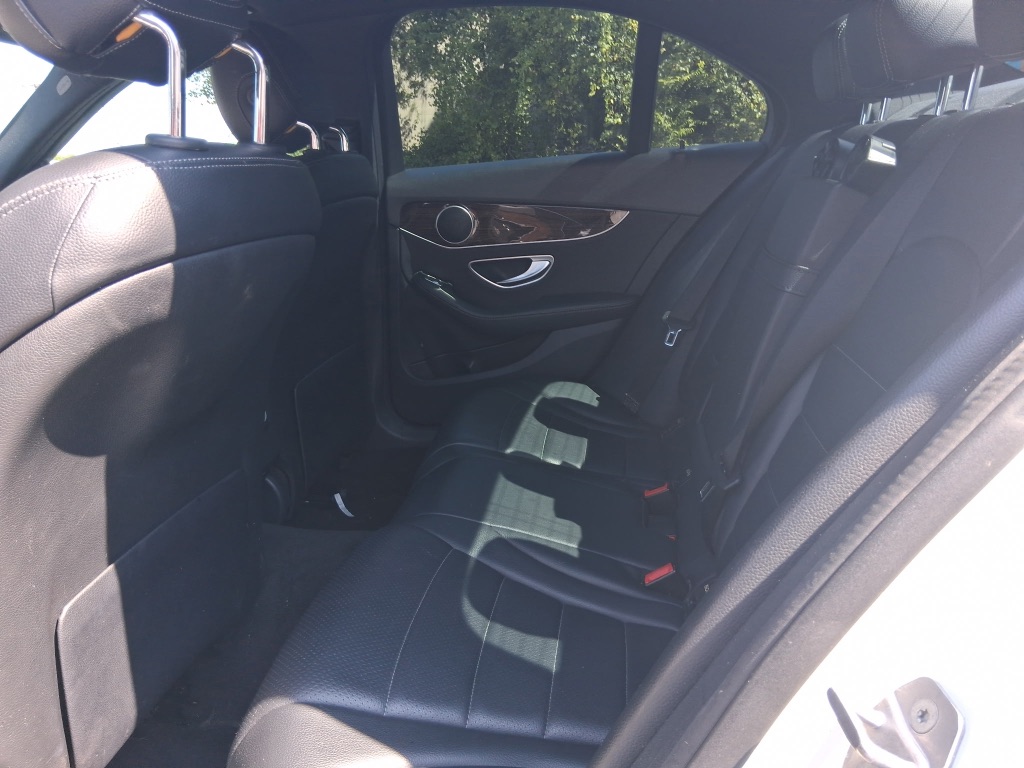 Mercedes-Benz C-Class photo 7