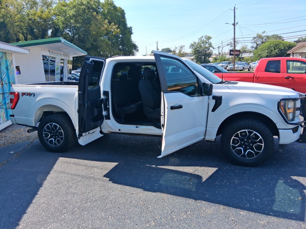 Ford F-150 photo 6