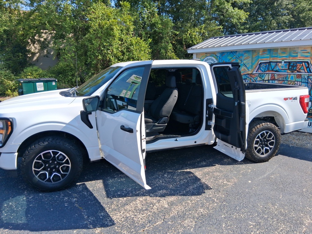 Ford F-150 photo 7