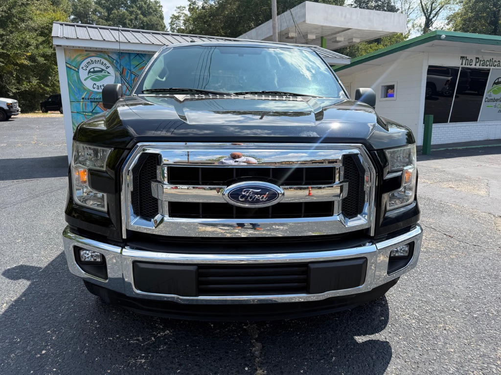 Ford F-150 photo 2