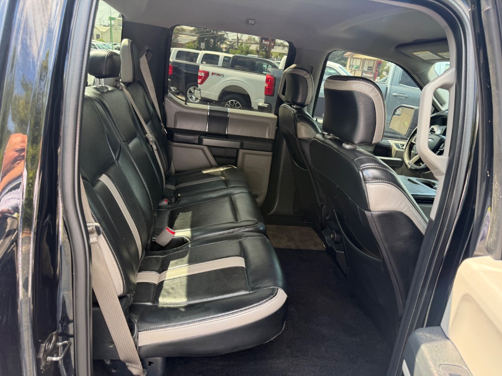 Ford F-150 photo 12