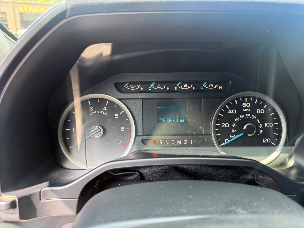 Ford F-150 photo 13