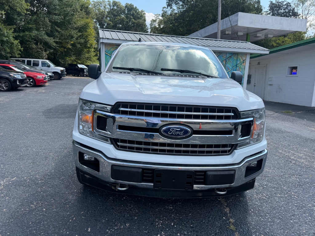Ford F150 photo 2
