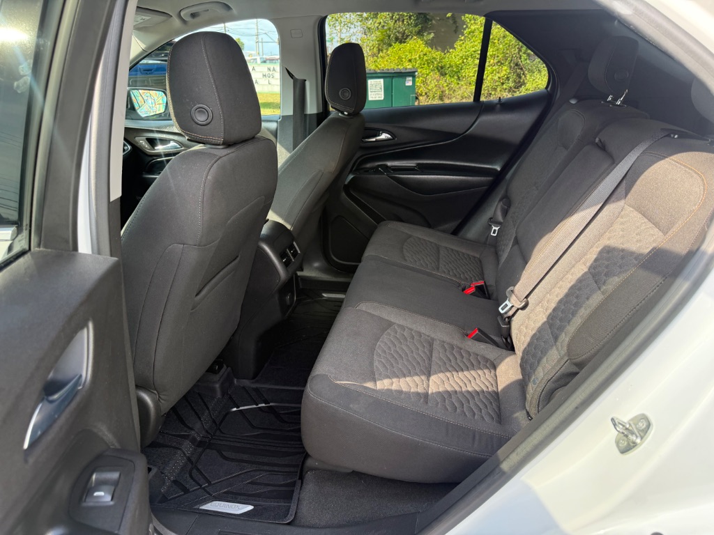 Chevrolet Equinox photo 11