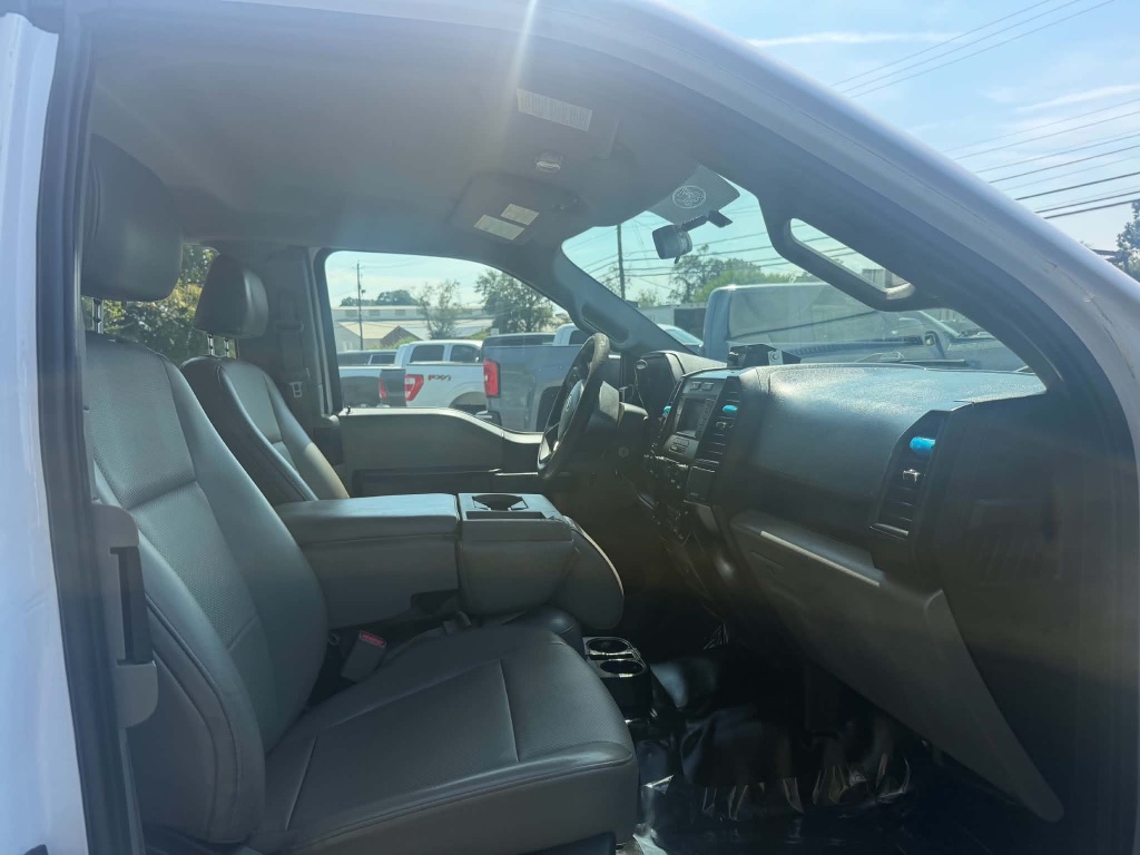 Ford F-150 photo 13