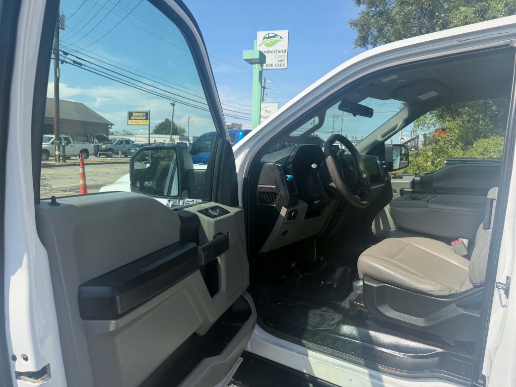 Ford F-150 photo 8