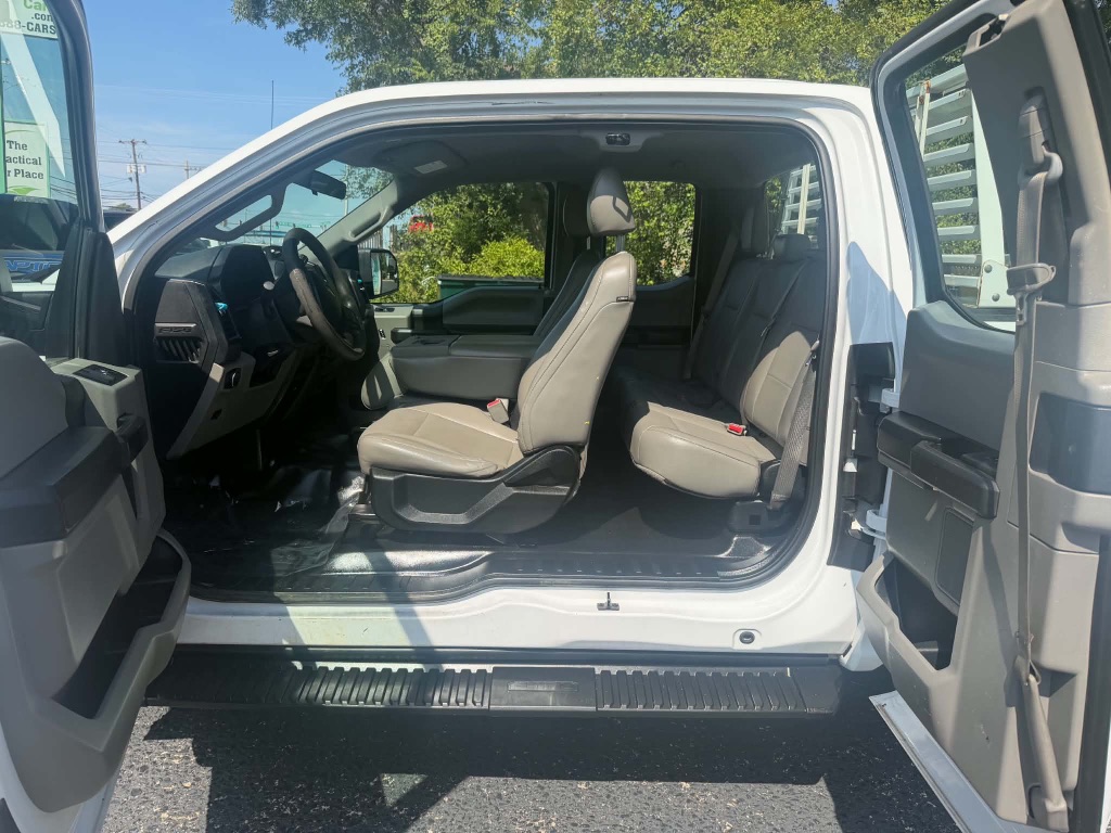 Ford F-150 photo 10