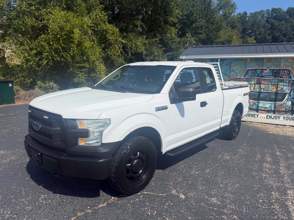 Ford F-150 photo 2