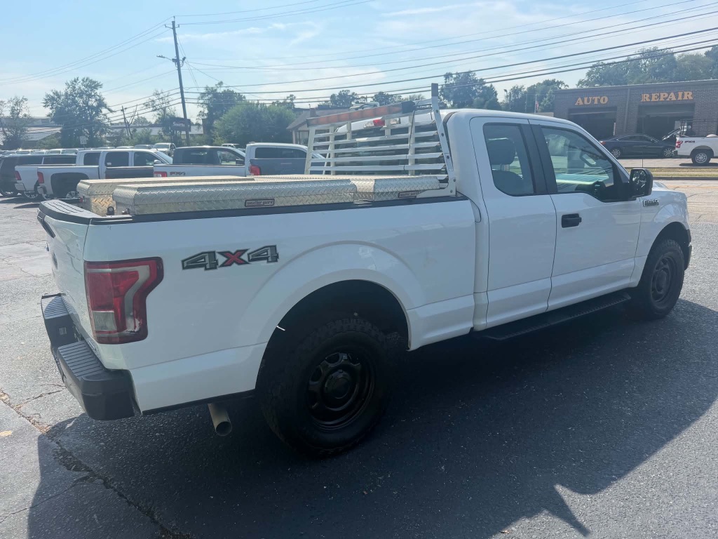 Ford F-150 photo 3