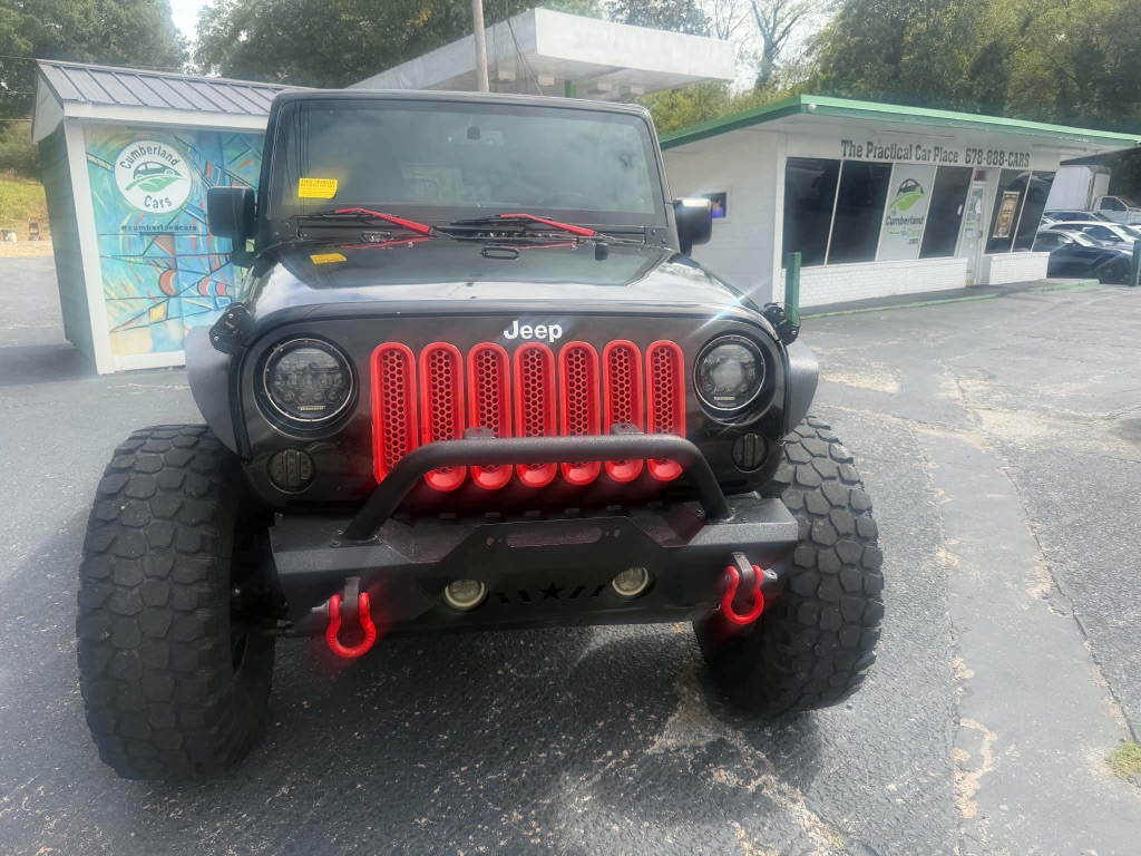 Jeep Wrangler photo 2