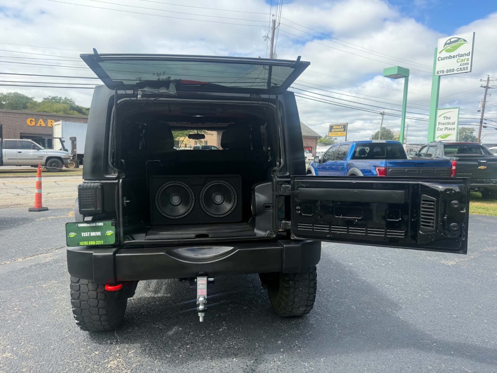 Jeep Wrangler photo 4