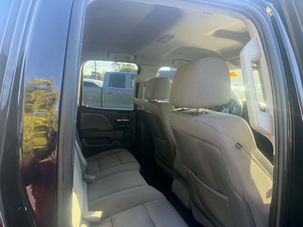 GMC Sierra photo 18