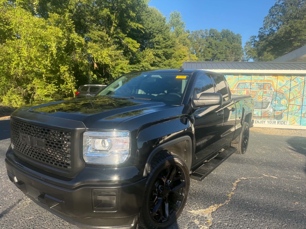 GMC Sierra photo 3