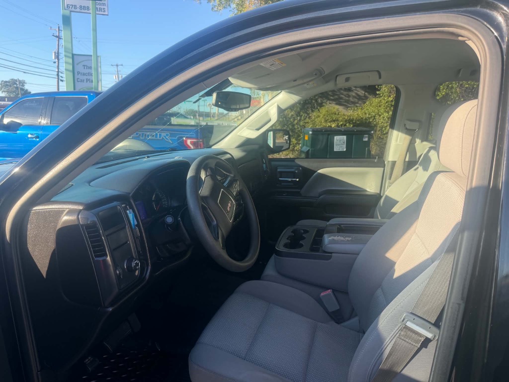 GMC Sierra photo 10