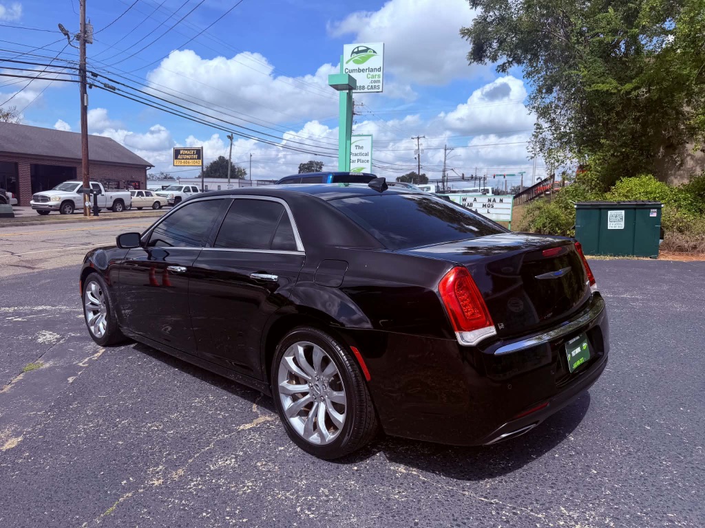 Chrysler 300 photo 5