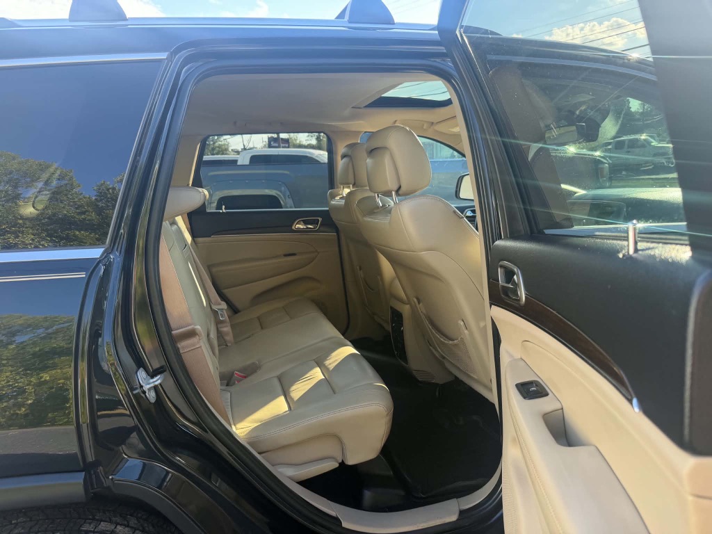 Jeep Grand Cherokee photo 15