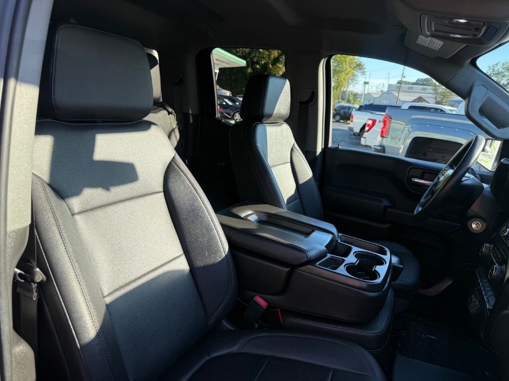 Chevrolet Silverado photo 9