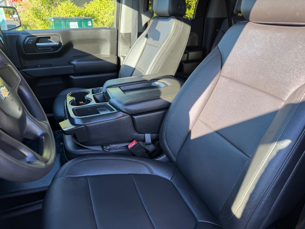 Chevrolet Silverado photo 12