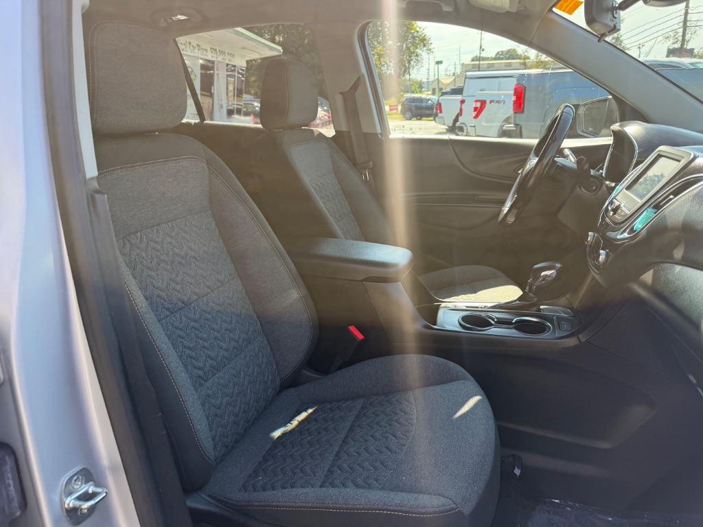Chevrolet Equinox photo 9
