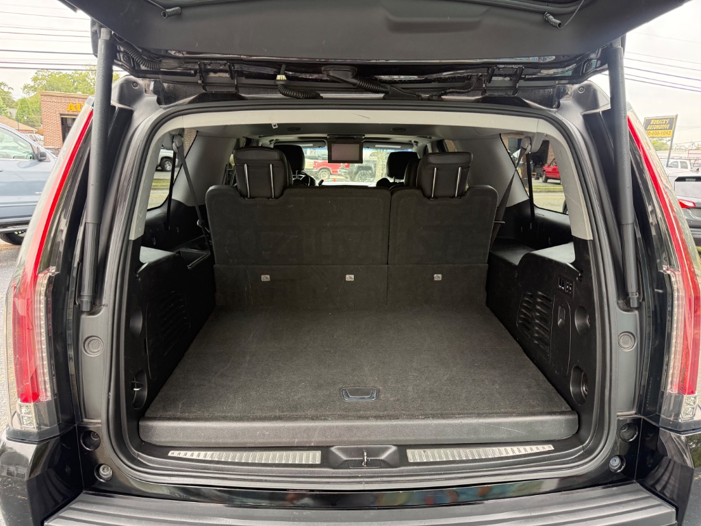 Cadillac Escalade photo 17