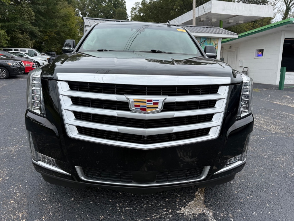 Cadillac Escalade photo 2