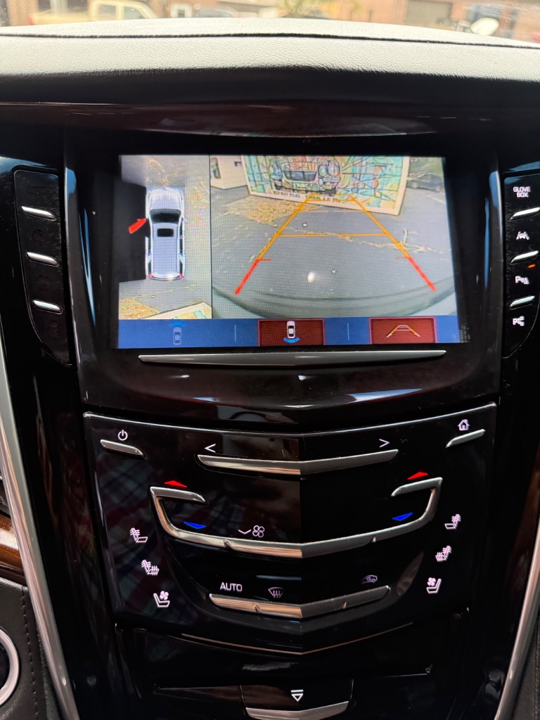 Cadillac Escalade photo 24