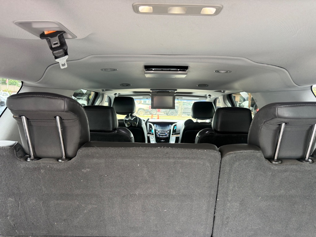 Cadillac Escalade photo 13