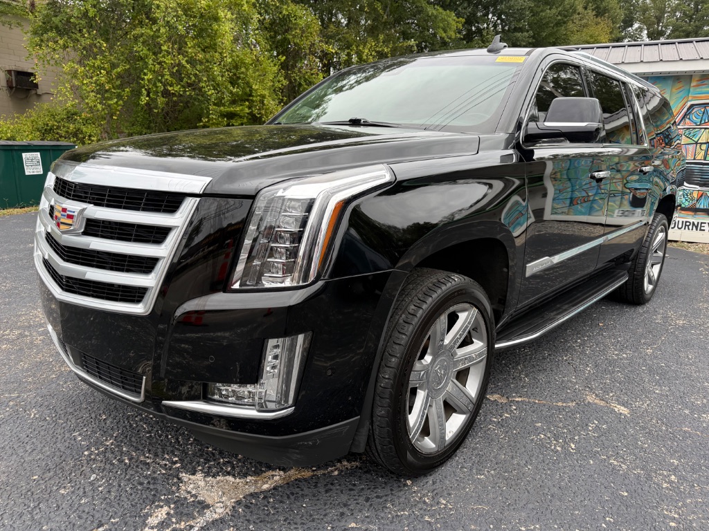 Cadillac Escalade photo 3