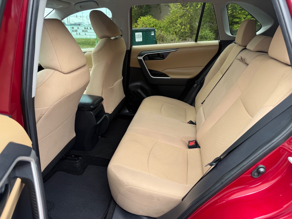 Toyota RAV4 photo 12