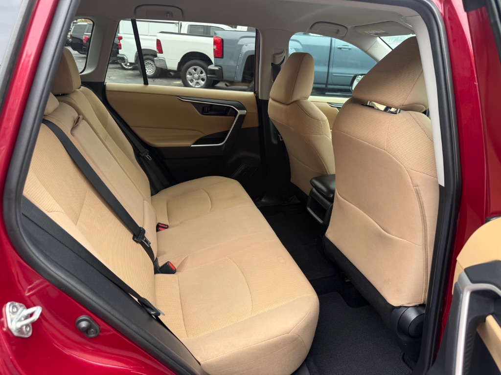 Toyota RAV4 photo 10
