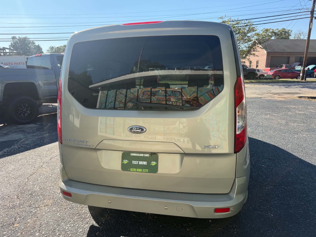 Ford Transit Connect photo 7