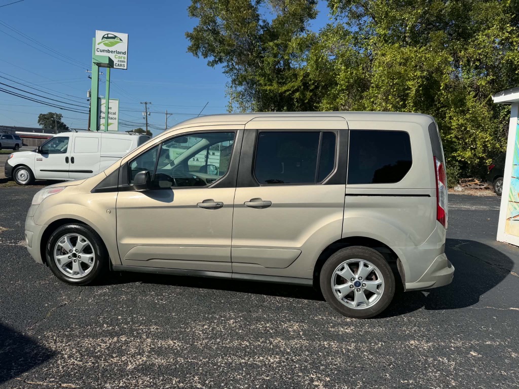 Ford Transit Connect photo 4