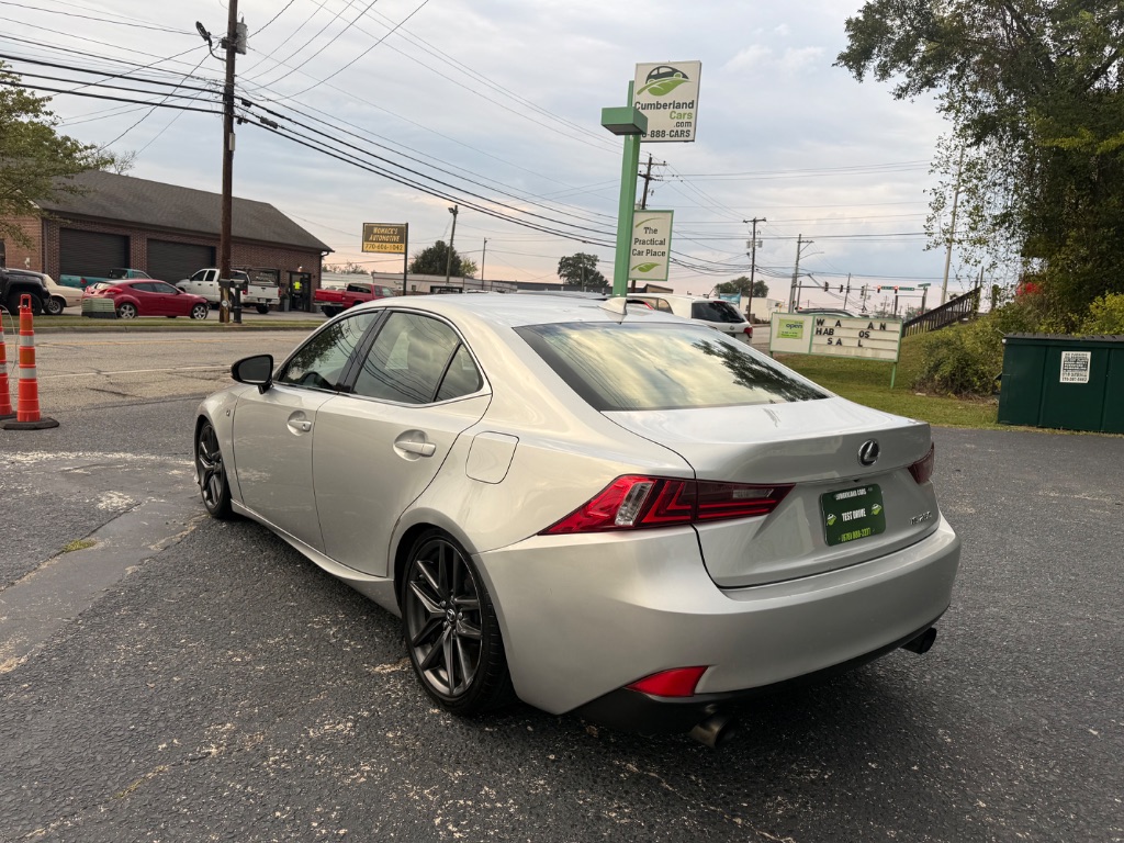 Lexus IS250 photo 4