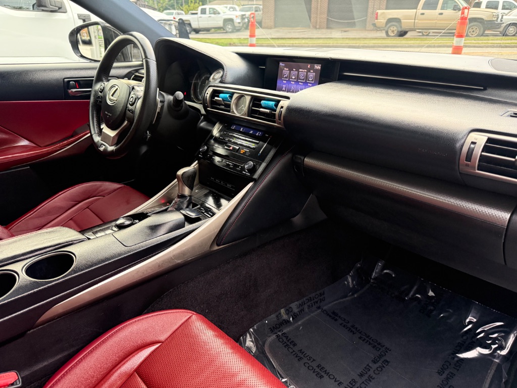 Lexus IS250 photo 13