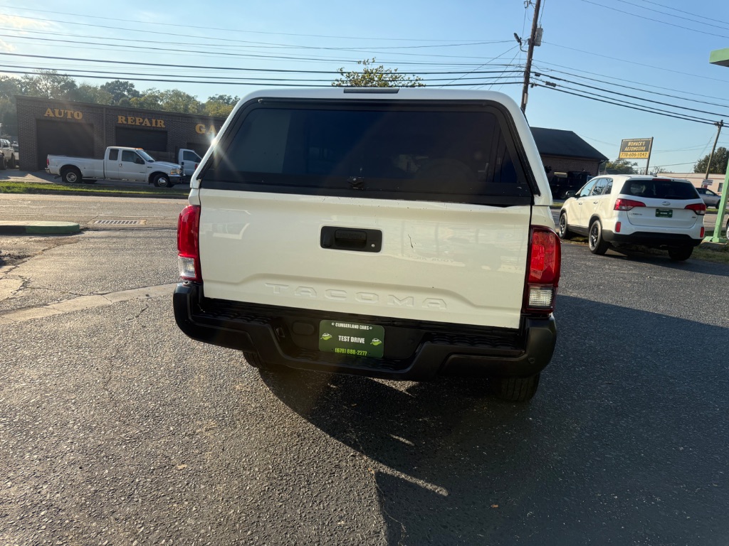 Toyota Tacoma photo 6