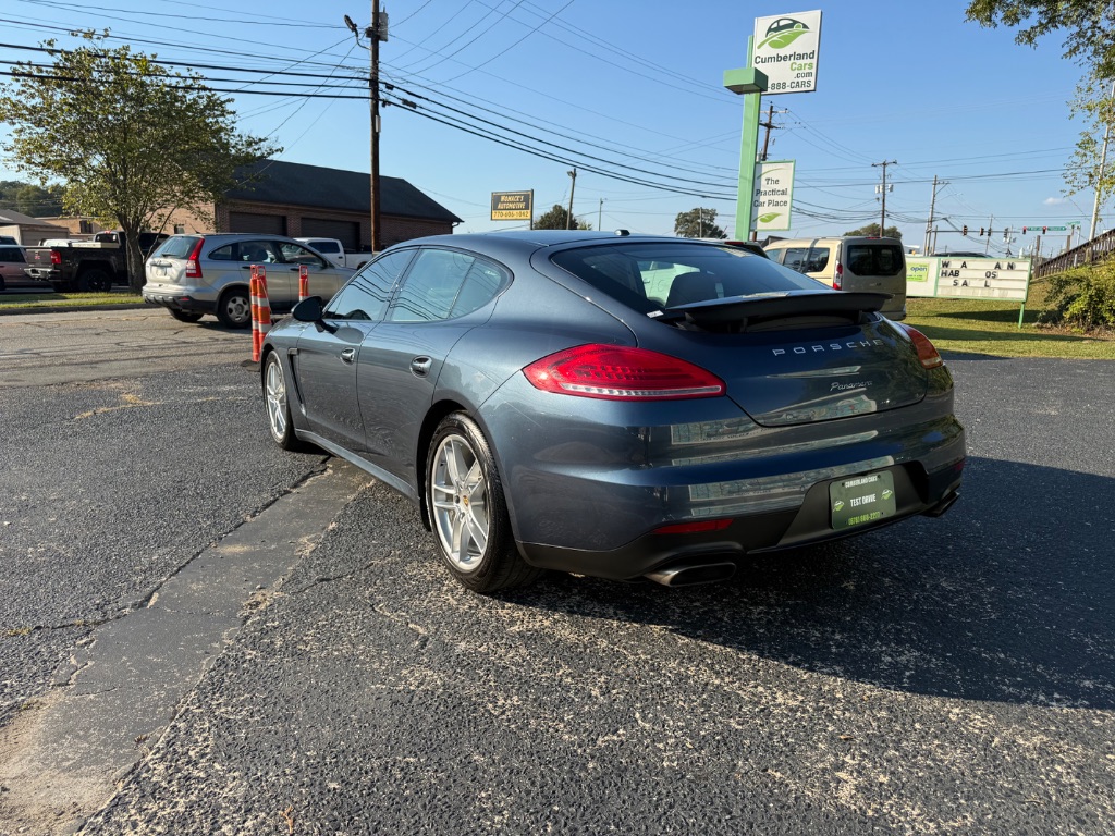 Porsche Panamera photo 6