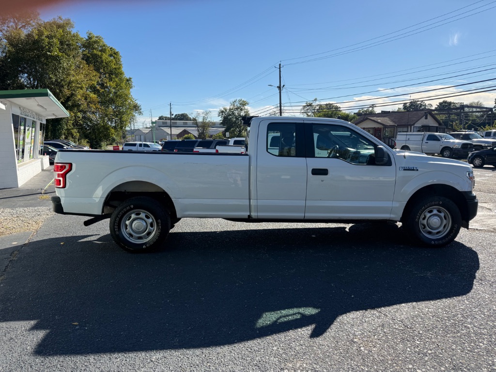 Ford F-150 photo 9
