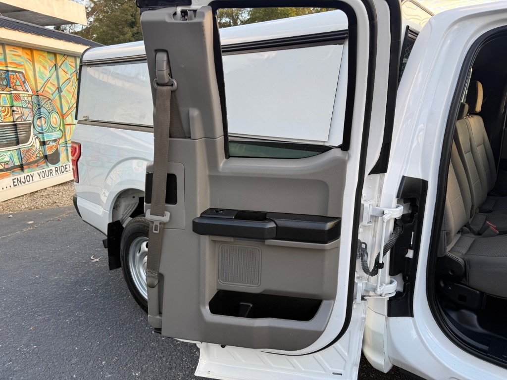 Ford F-150 photo 15