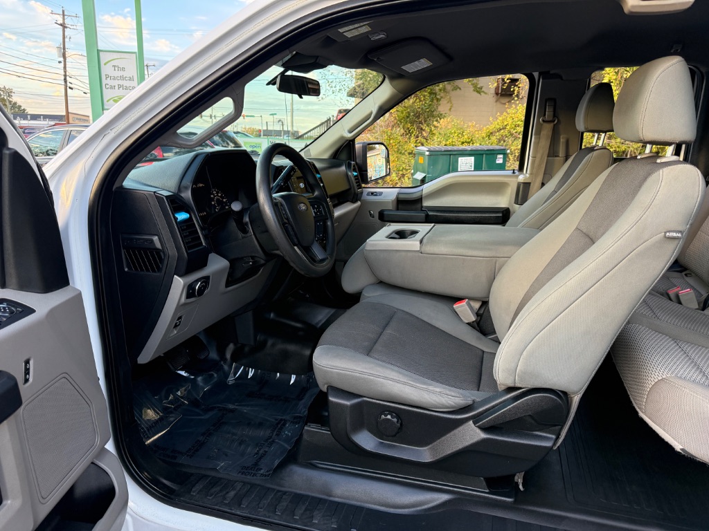 Ford F-150 photo 9