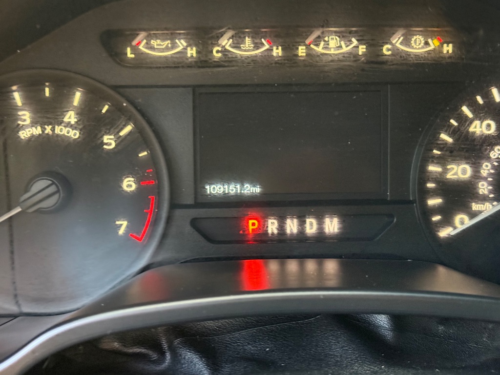 Ford F-150 photo 17